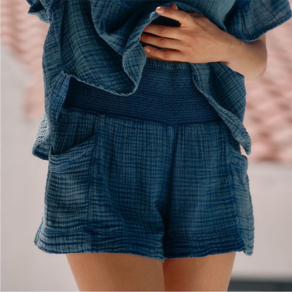 NWT Anthropologie The Kaveri Smocked High-Waisted Shorts